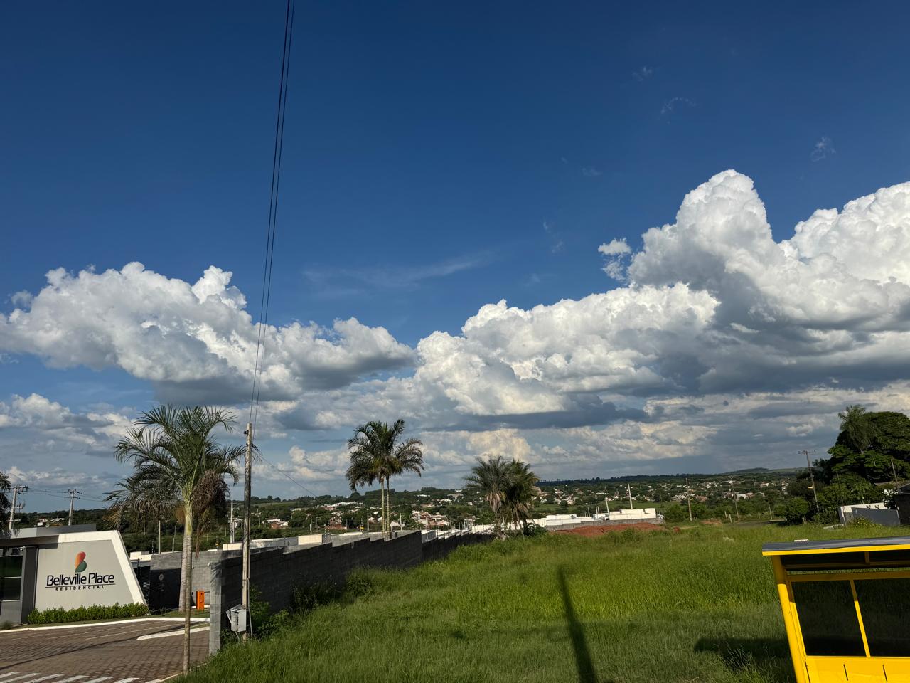 Rua Vista Alegre - Ao lado do Cond. Belle Ville