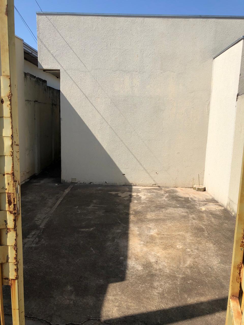 Rua Sebastião Candido de Freitas - fundos - ao lado do nº 56 - kit net 01