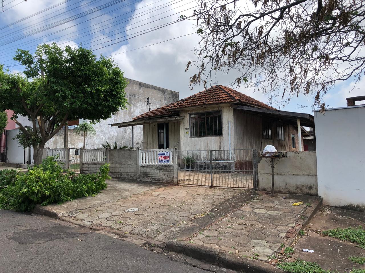 Rua Assis Chateaubriand, nº 1749 - Jd. Santa Cecília